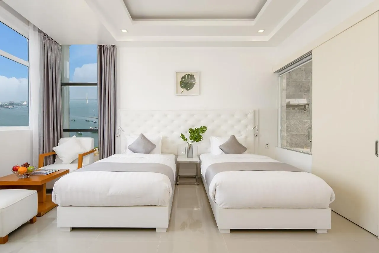 Star City Riverside Hotel By Haviland Da Nang 3*,